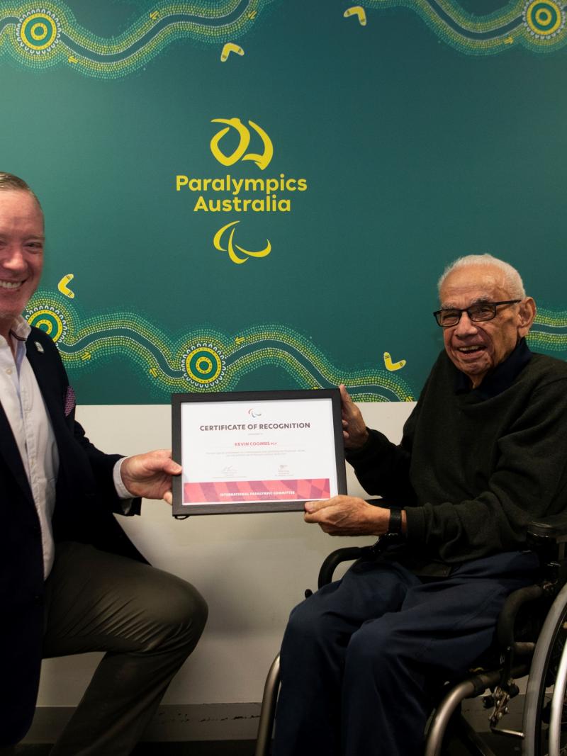 Kevin Coombs OAM receives PLY certificate from Jock O’Callaghan, President of Paralympics Australia