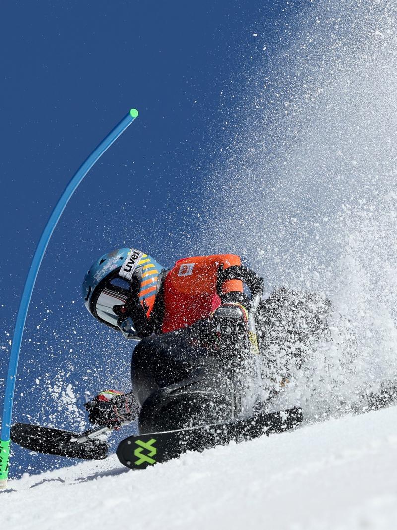 Dutch sit-skier Barbara van Bergen in action at Beijing 2022