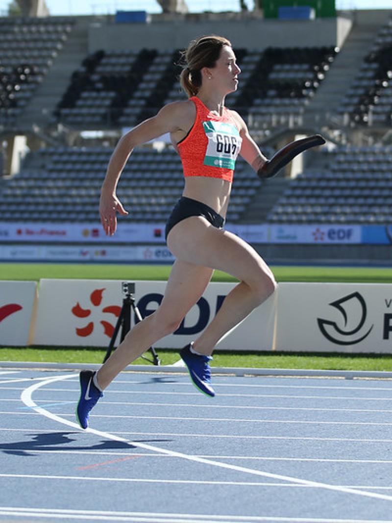Image of a female Para Athletics in a competition