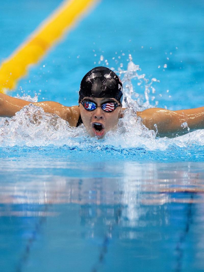 Anastasia Pagonis comes up for air mid-stroke during the women’s 200m Individual Medley SM13 final at Tokyo 2020.