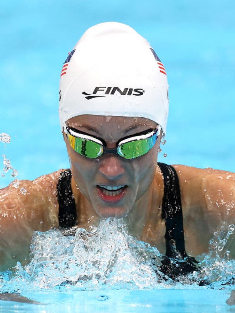A female Para athlete swims