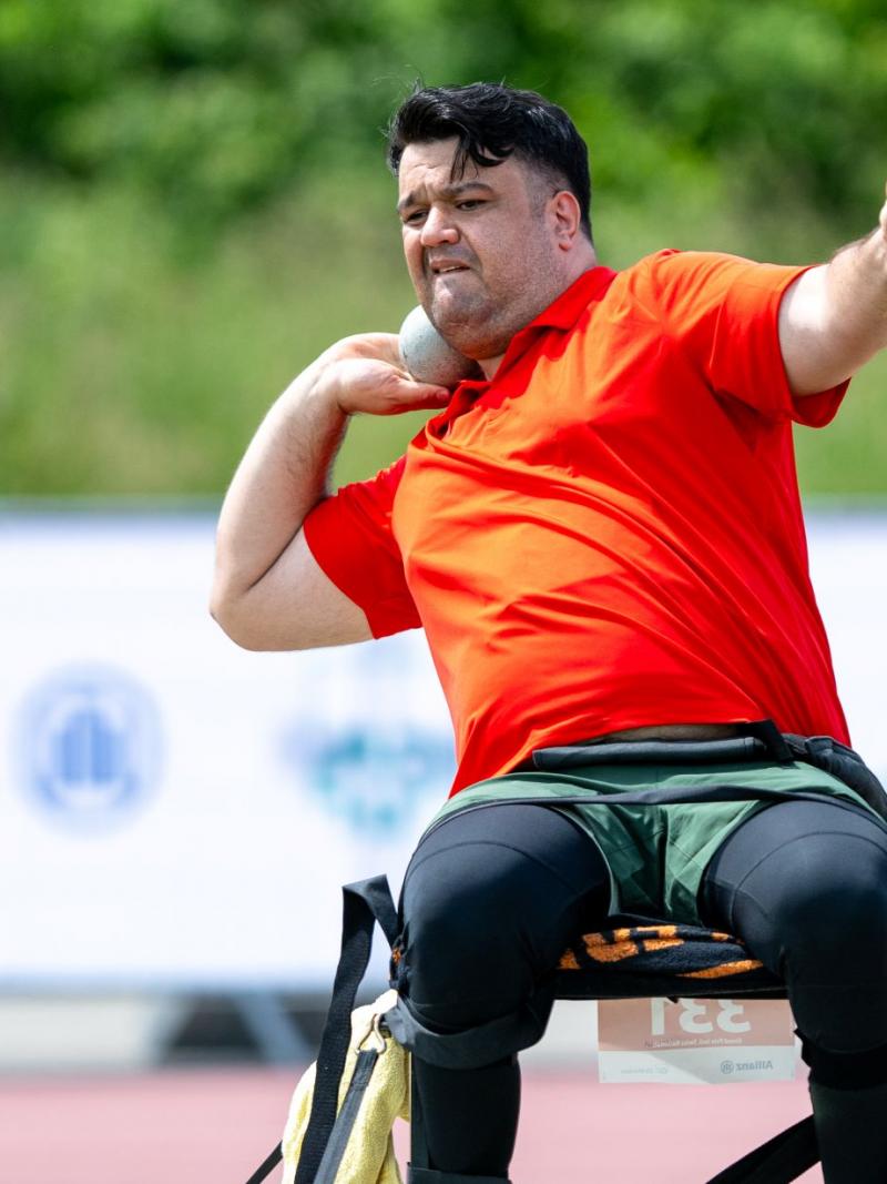 Salman Abbariki, a member of the Refugee Paralympic Team at Paris 2024, prepares to throw