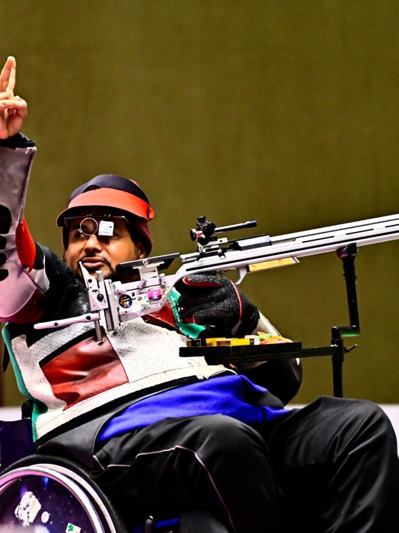 An athlete celebrate his win