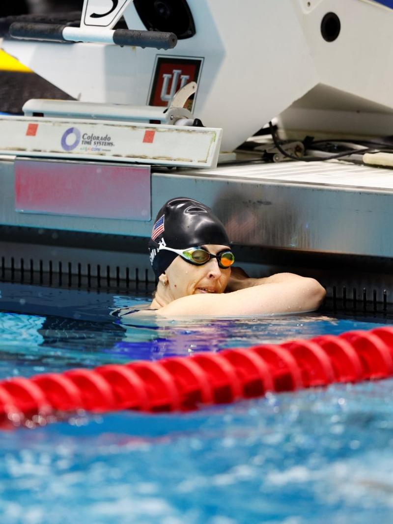 A female Para swimmer inside the pool