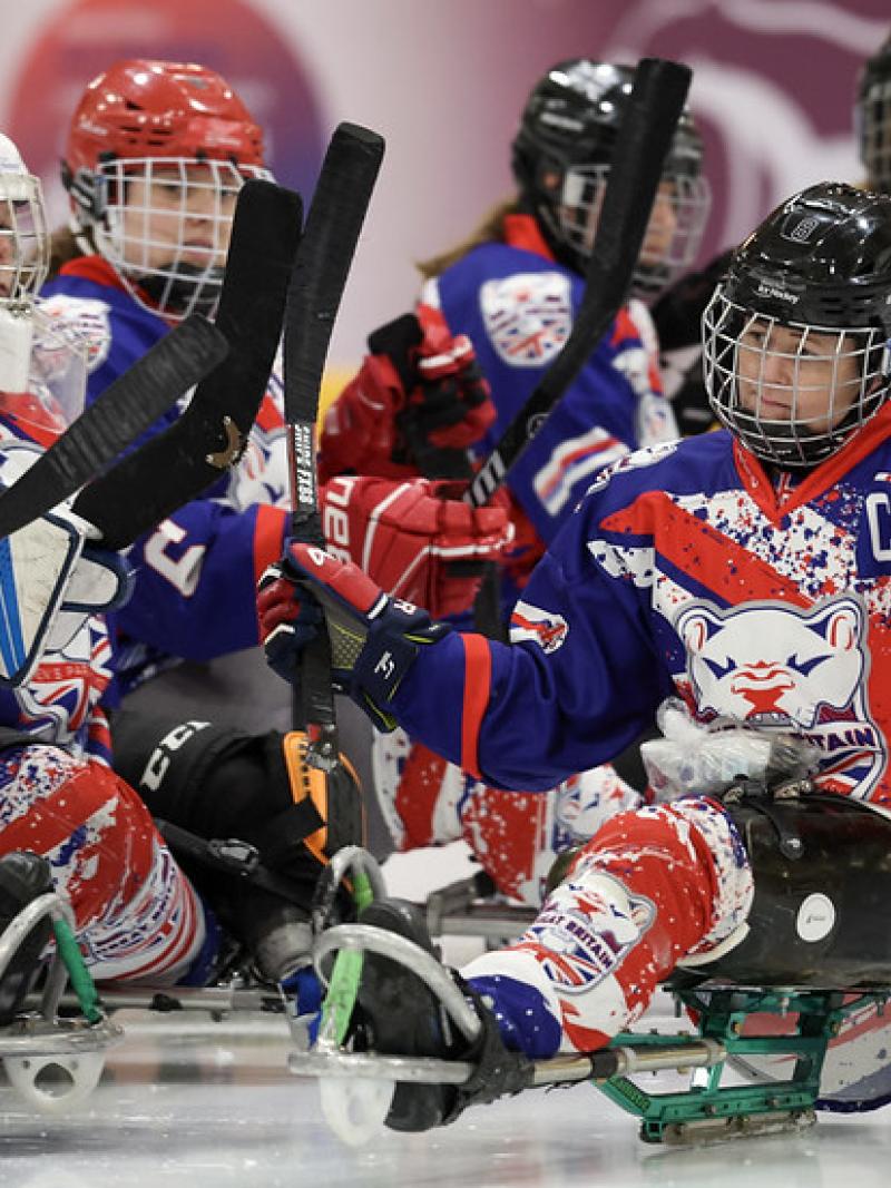 A group of female players of the Great Britain national team on ice