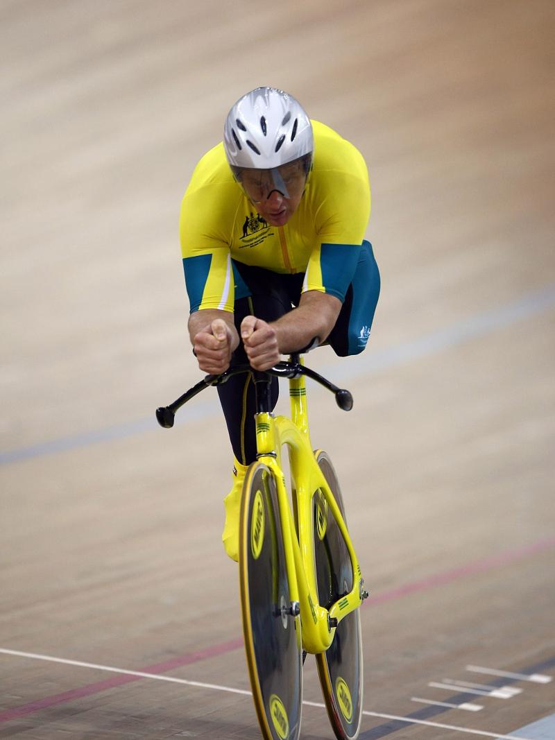 Michael Milton competing in Para-Cycling