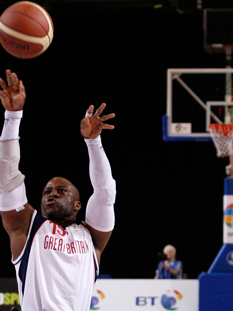 Ade Orogbemi shoots for GB