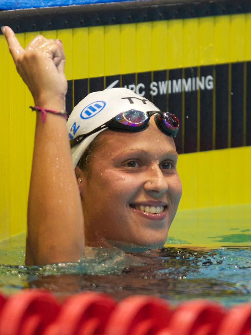 Elodie Lorandi celebrates victory in Berlin
