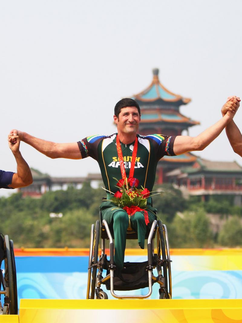 Ernst van Dyk wins gold