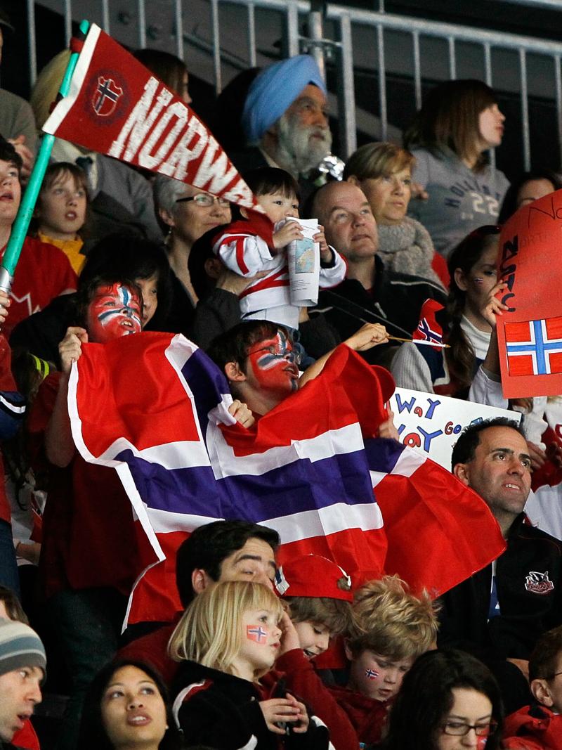 Norway team fans in the Paralympic Games Vancouver 2010