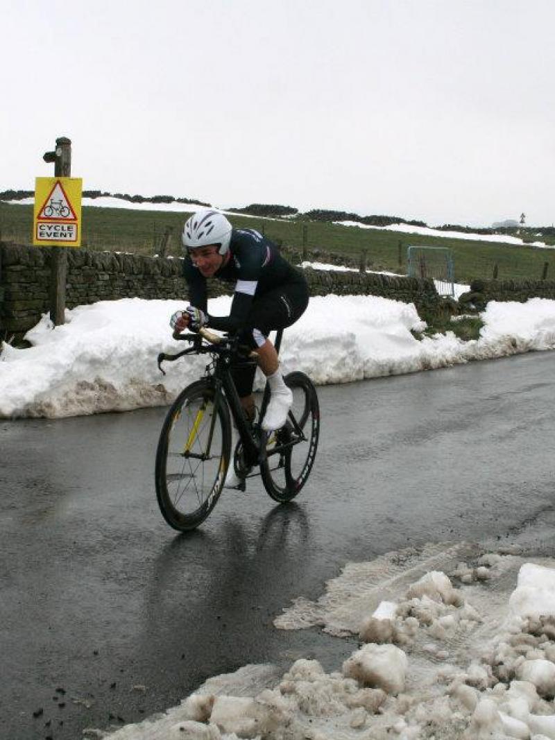 Sarah Storey on bike