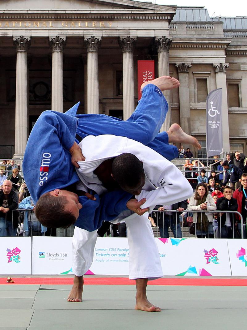 A pictures of 2 mens in action during a Judo demonsrtation