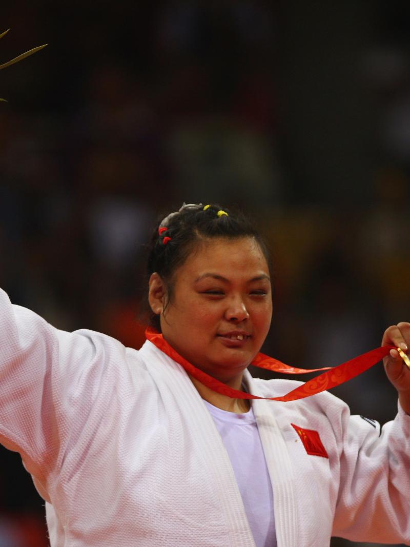 Yuan Yanping wins gold at Beijing 2008