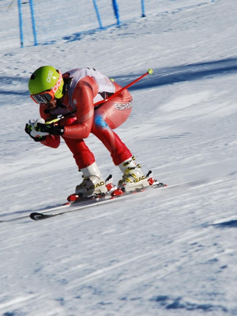 A picture of a man skiing.