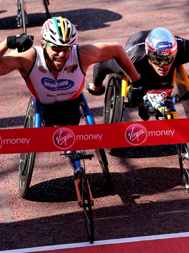 Fearnley beats Hug to 2013 London marathon title