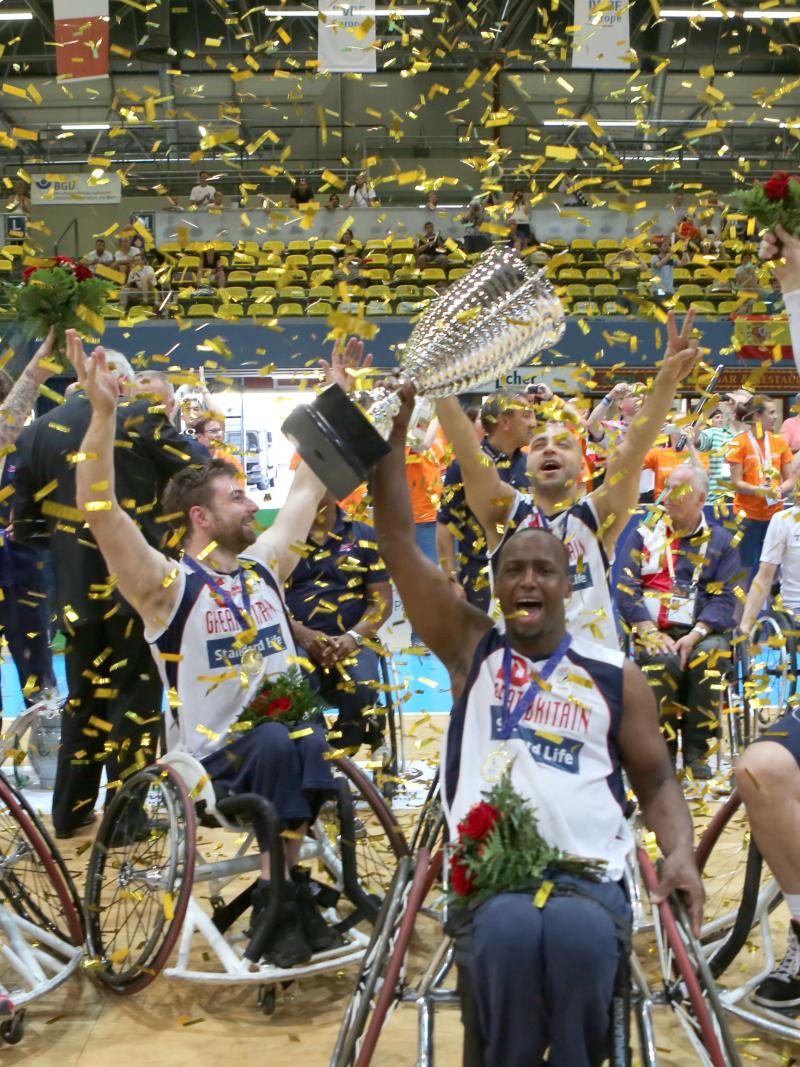 British wheelchair basketball team celebrates