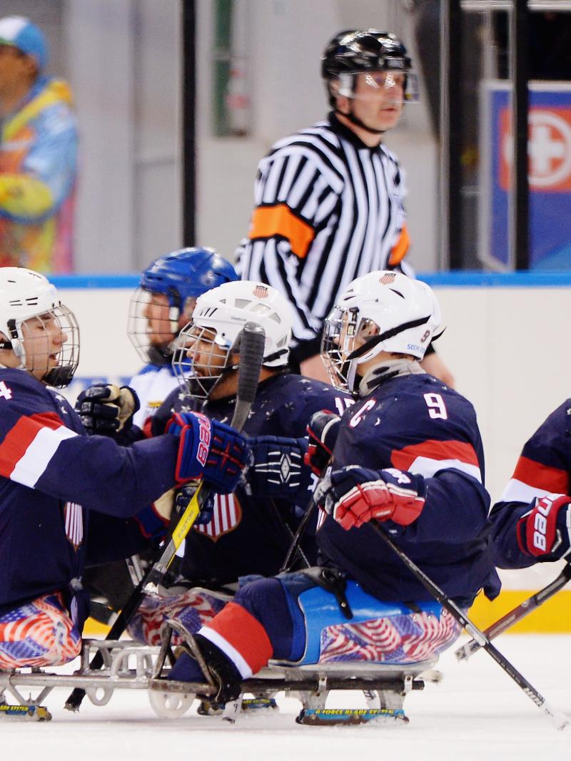 USA's ice sledge hockey team
