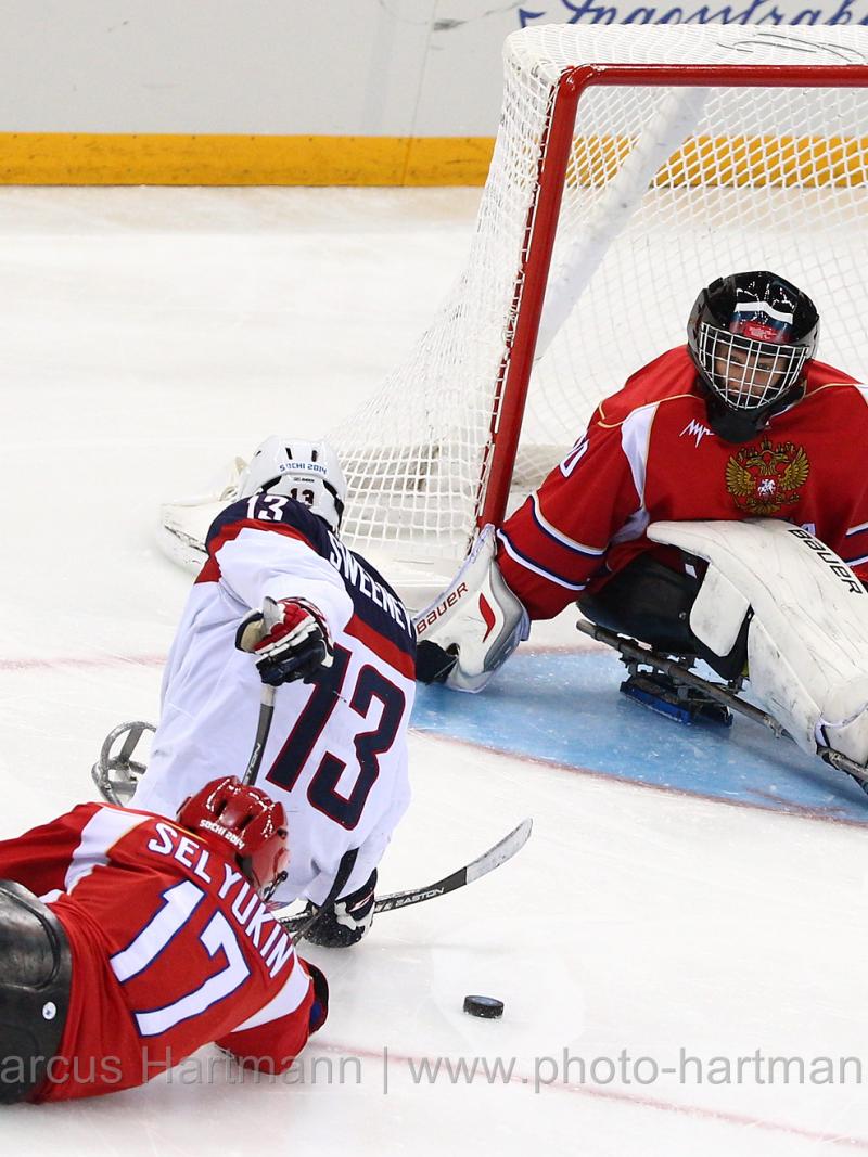 The USA beat the comparatively new Russian ice sledge hockey side at Sochi 2014.
