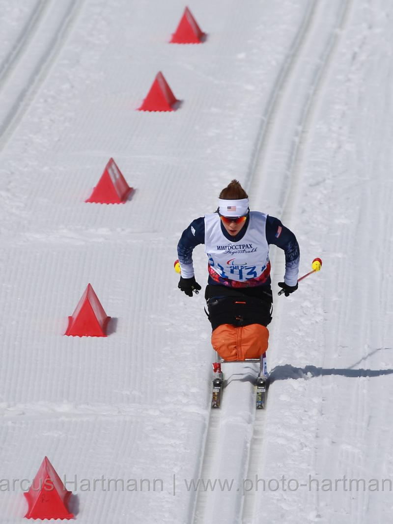 Oksana Masters, USA musters all her strength and rides in to Bronze medal position