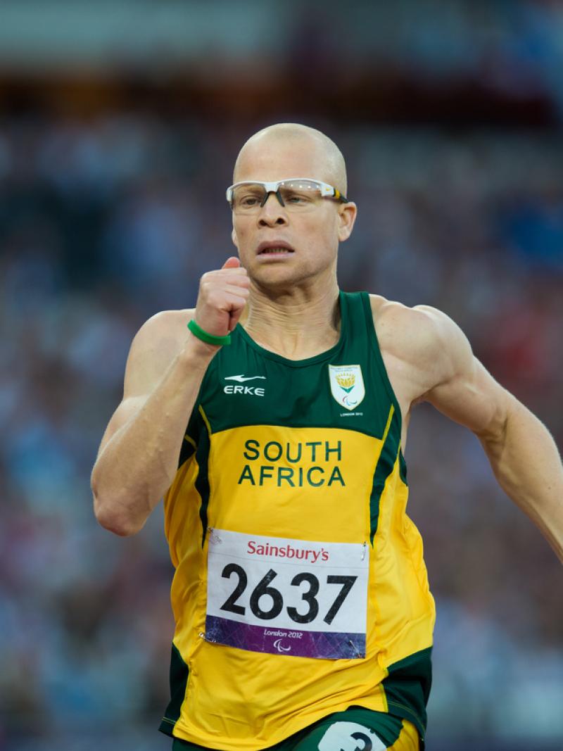Hilton LANGENHOVEN, South Africa in the Men's 200m - T12