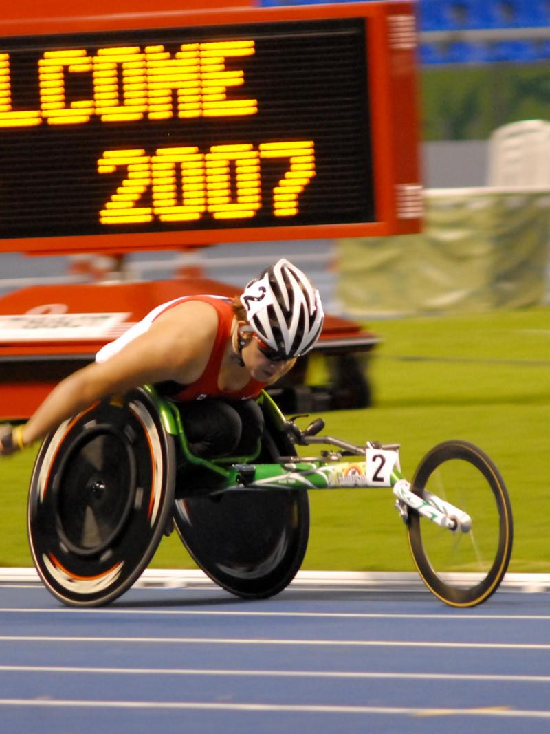 A wheelchair racer in action at the 2007 Parapan American Games.