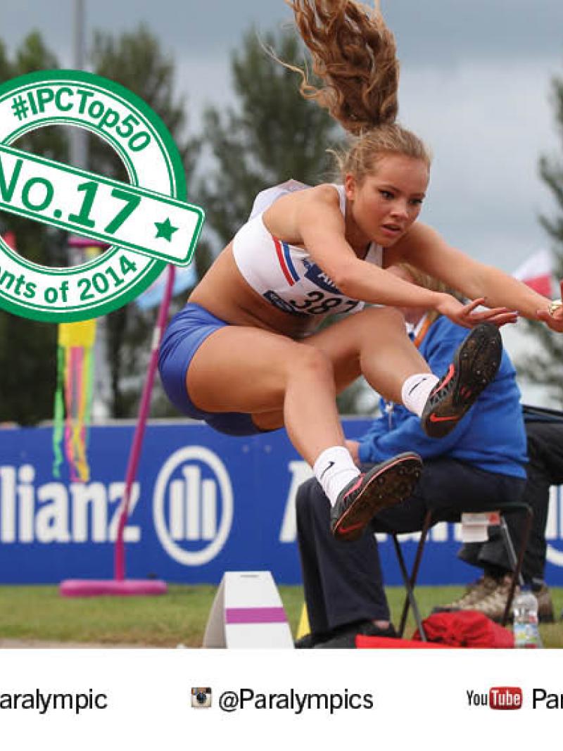 Longjumper jumping in front of Allianz banner
