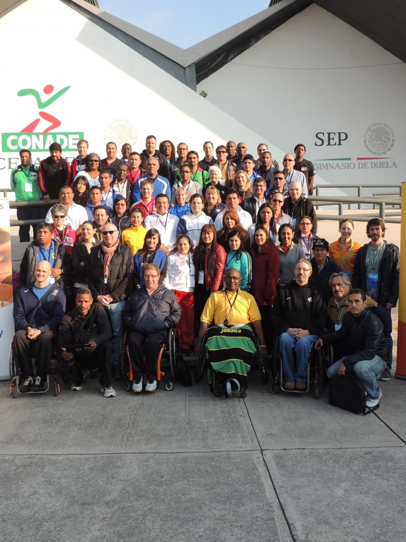 Group picture of the attendees of the Agitos Foundation workshop in Mexico