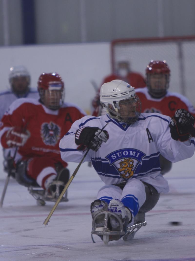 Austria and Finland go head-to-head in January 2015's playoff to decide which team progresses to the IPC Ice Sledge Hockey World Championships B-Pool.
