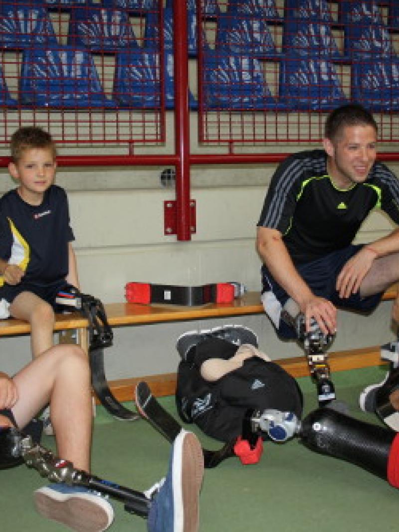 Heinrich Popow with young talents at the one of the Talent Days
