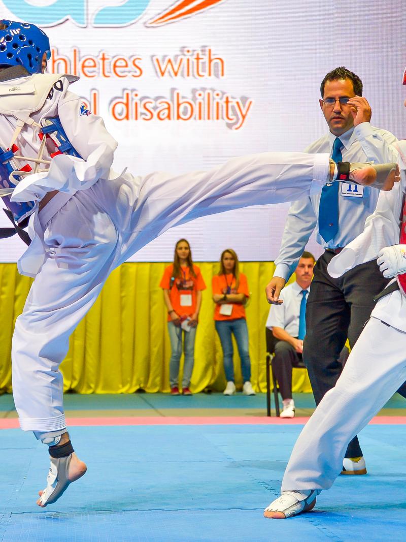 Two athletes doing taekwondo
