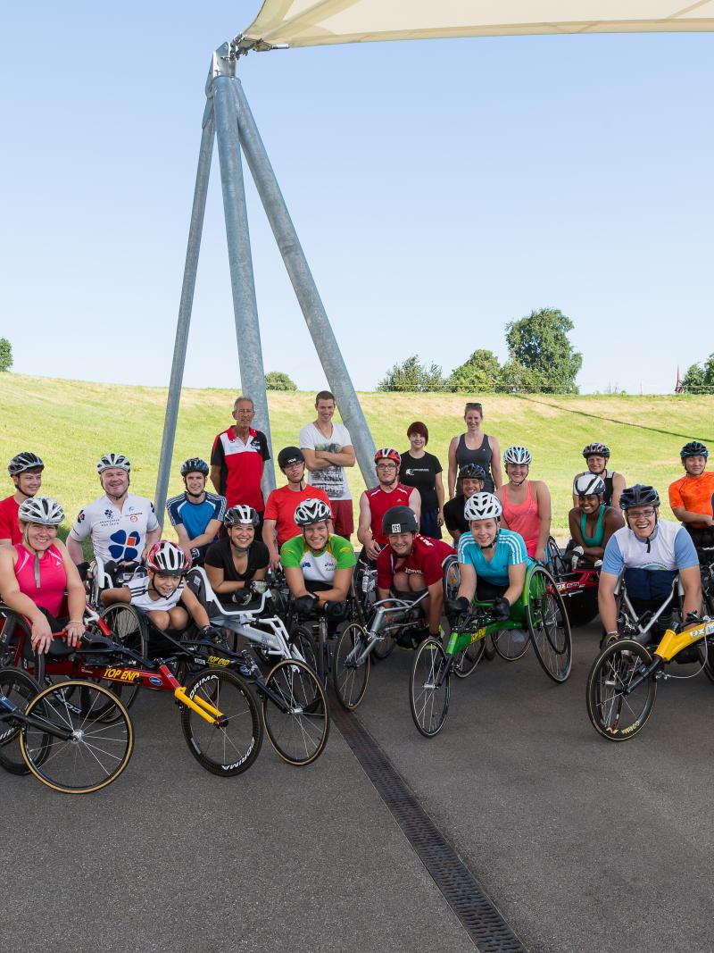 Marcel Hug offered his knowledge and experience to aspiring wheelchair racers.