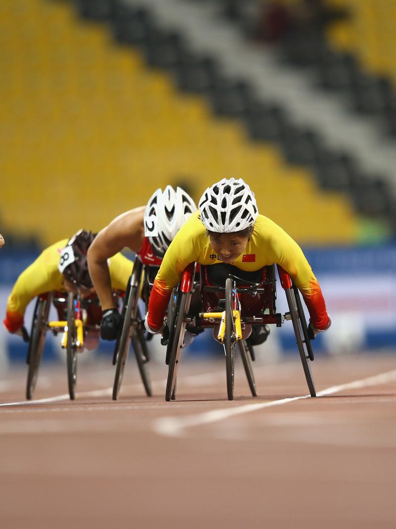 Finish of a wheelchair race