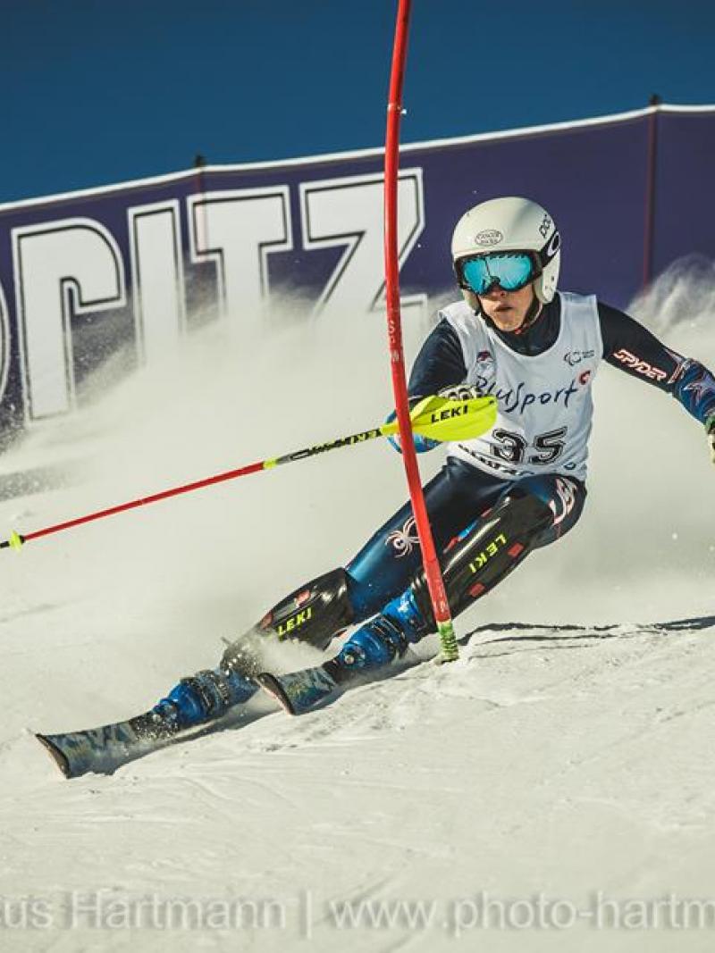 Men's standing skier Thomas Walsh of the USA tackles a gate during slalom