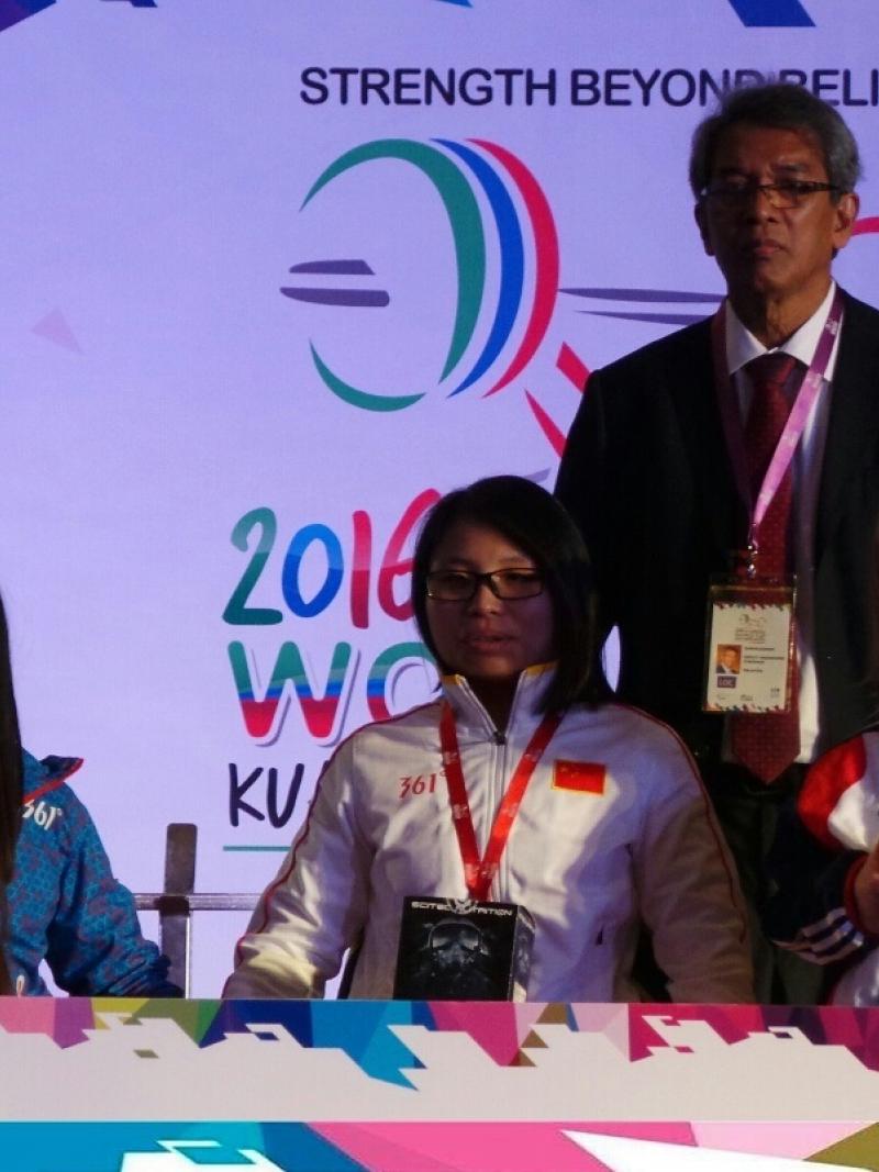 Podium of women posing for a winner picture