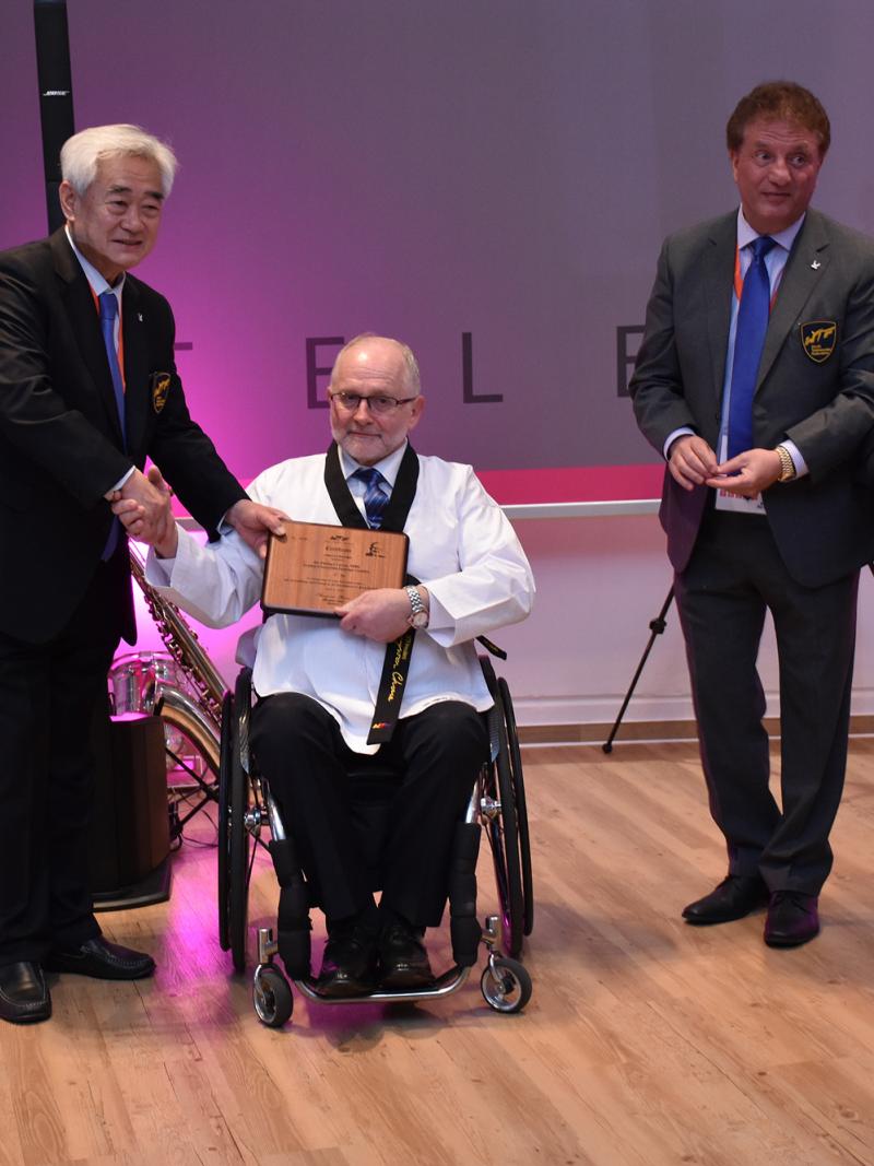 IPC President Sir Philip Craven was awarded the 10th Honorary Black Belt by the WTF President Chungwon Choue.