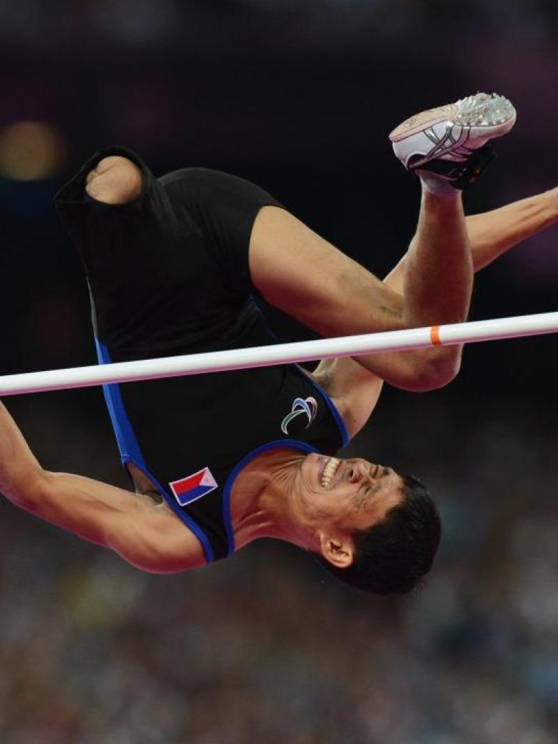 Andy Avellana of Philippines