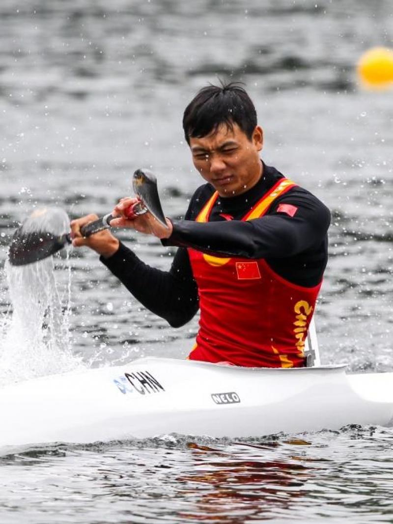 China’s Yu Xiaowei competes in the men’s KL1 200m at the 2016 ICF Canoe World Championships in Duisburg, Germany.