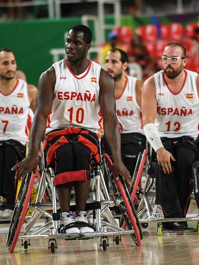 wheelchair basketball players