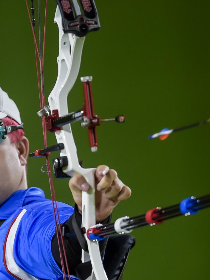 David Drahoninsky shooting an arrow