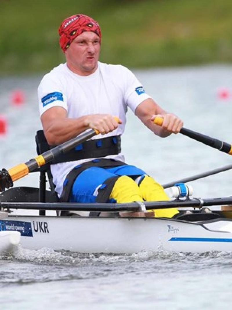Man in rowing boat