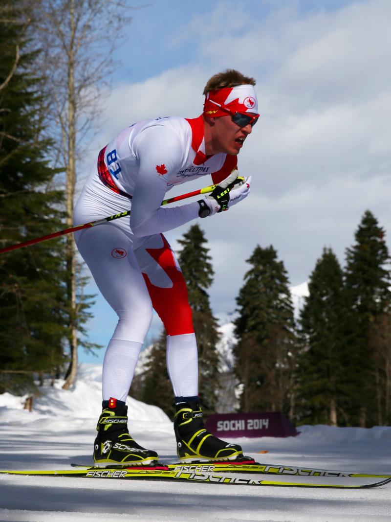 a male Para Nordic skier