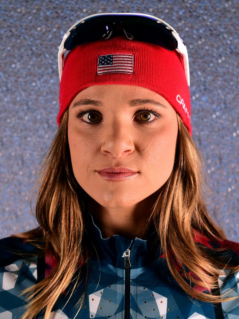 a female Para Nordic skier