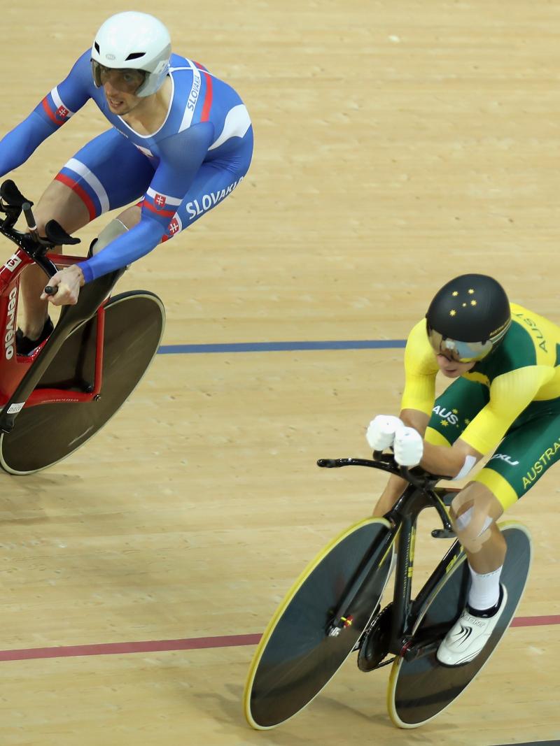 Australia's Kyle Bridgewood goes head-to-head with Slovakia's Jozef Metelka at the Rio 2016 Paralympic Games.