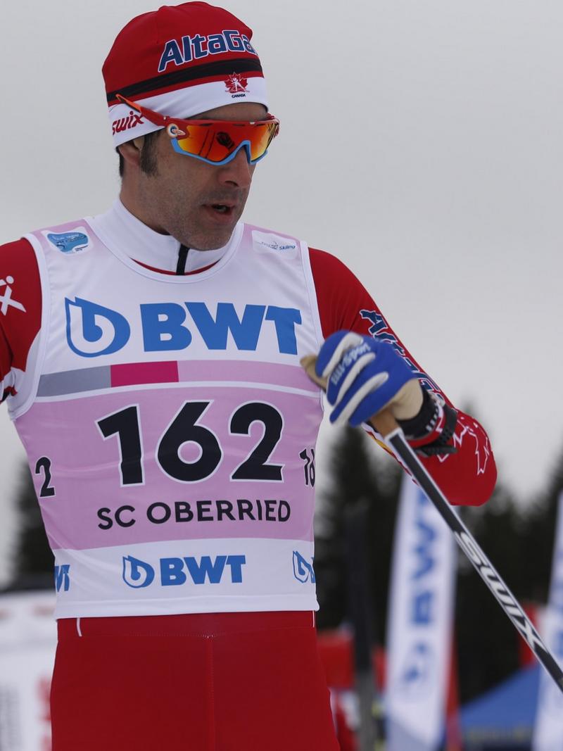a male Para Nordic skier