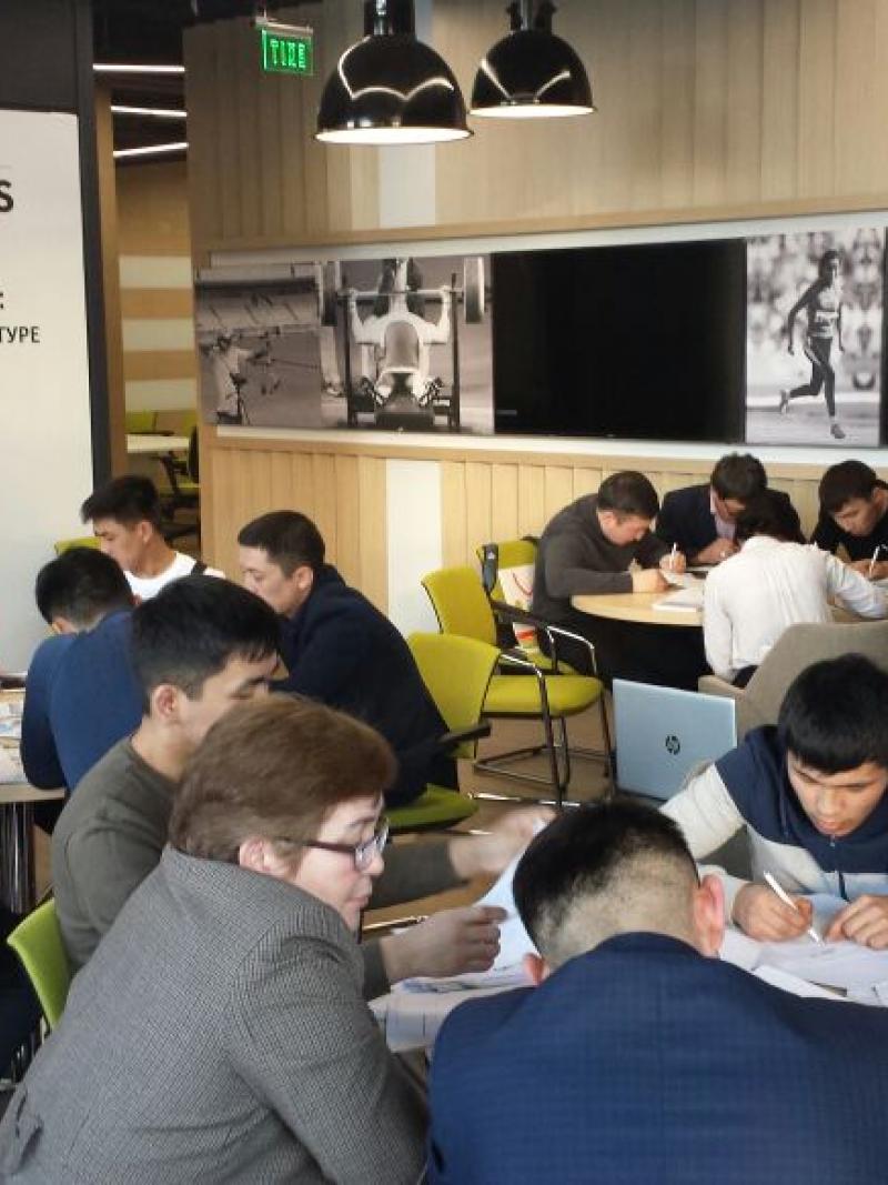 Teachers from Kazakhstan take part in I'mPOSSILBE training
