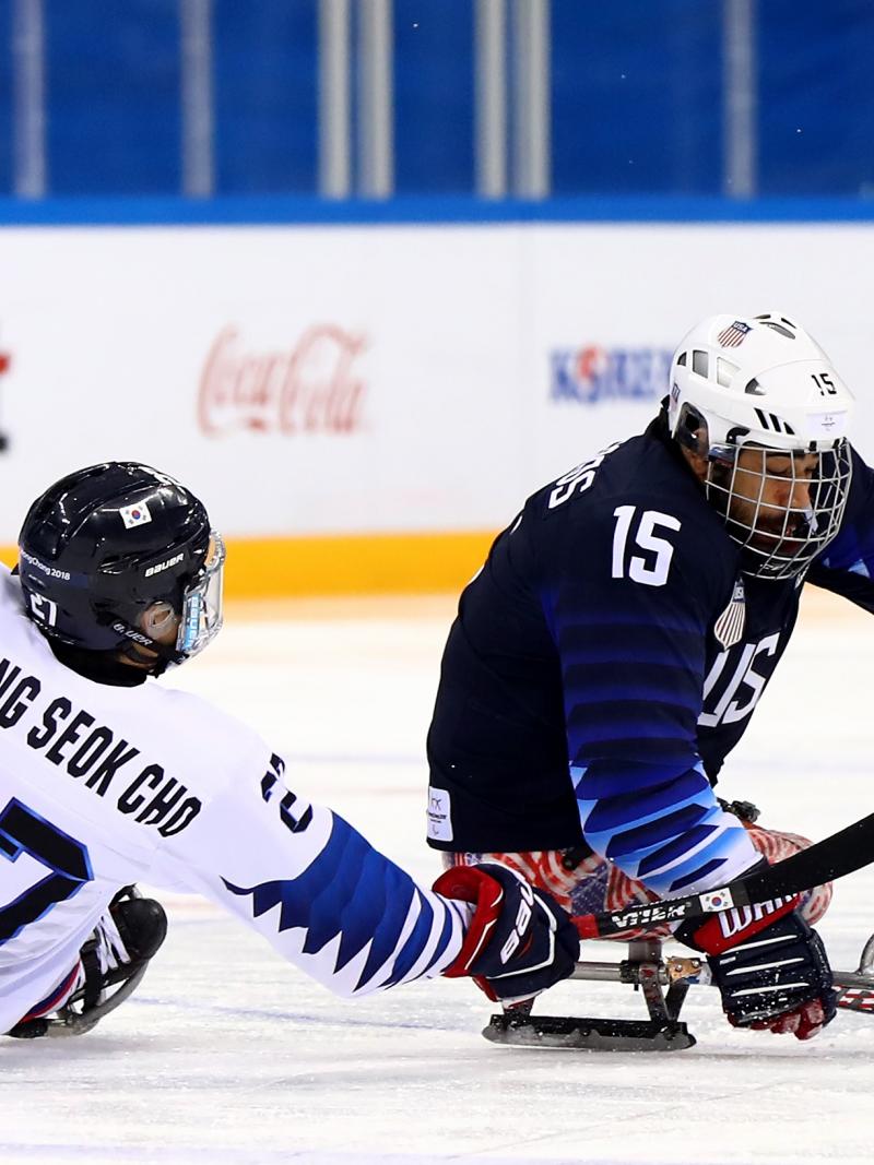 a Para ice hockey matcch