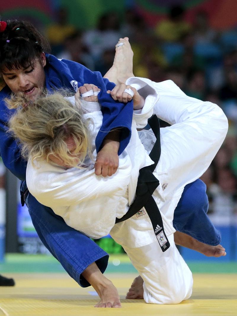 two female judokas in action