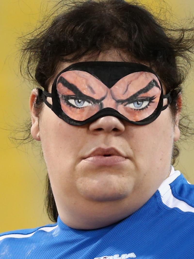 female Italian thrower Assunta Legnante wearing her eye mask before a throw