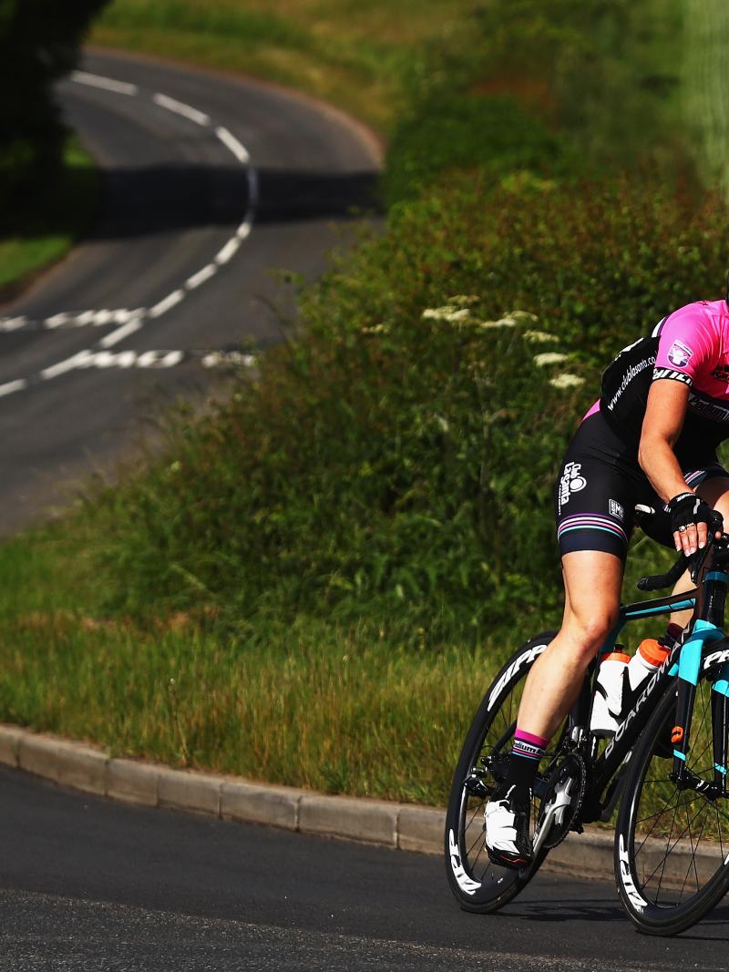 Great Britain's Sarah Storey claimed her 30th world title months after giving birth to her second child.