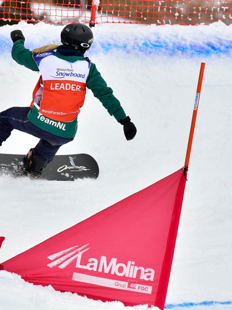 female Para snowboarder Lisa Buschoten on the slope
